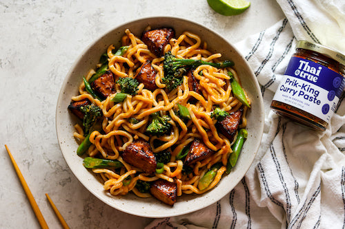 Prik King Curry Noodles with Tempeh (V)